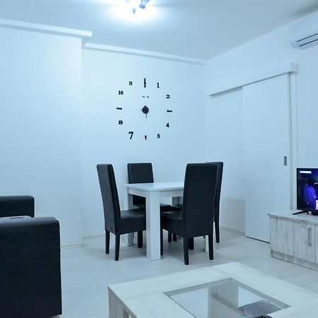 Best Apartments Paracin Luaran gambar