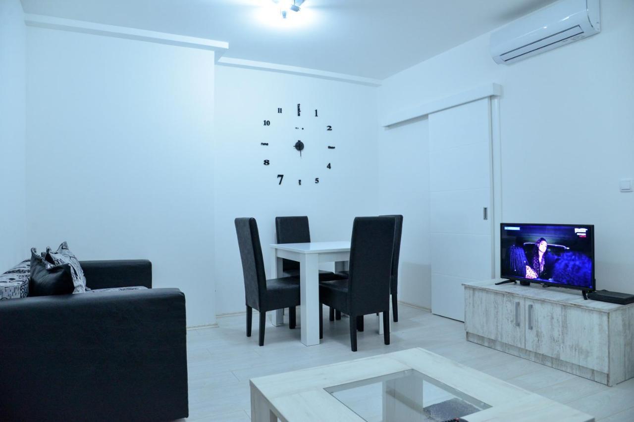 Best Apartments Paracin Luaran gambar