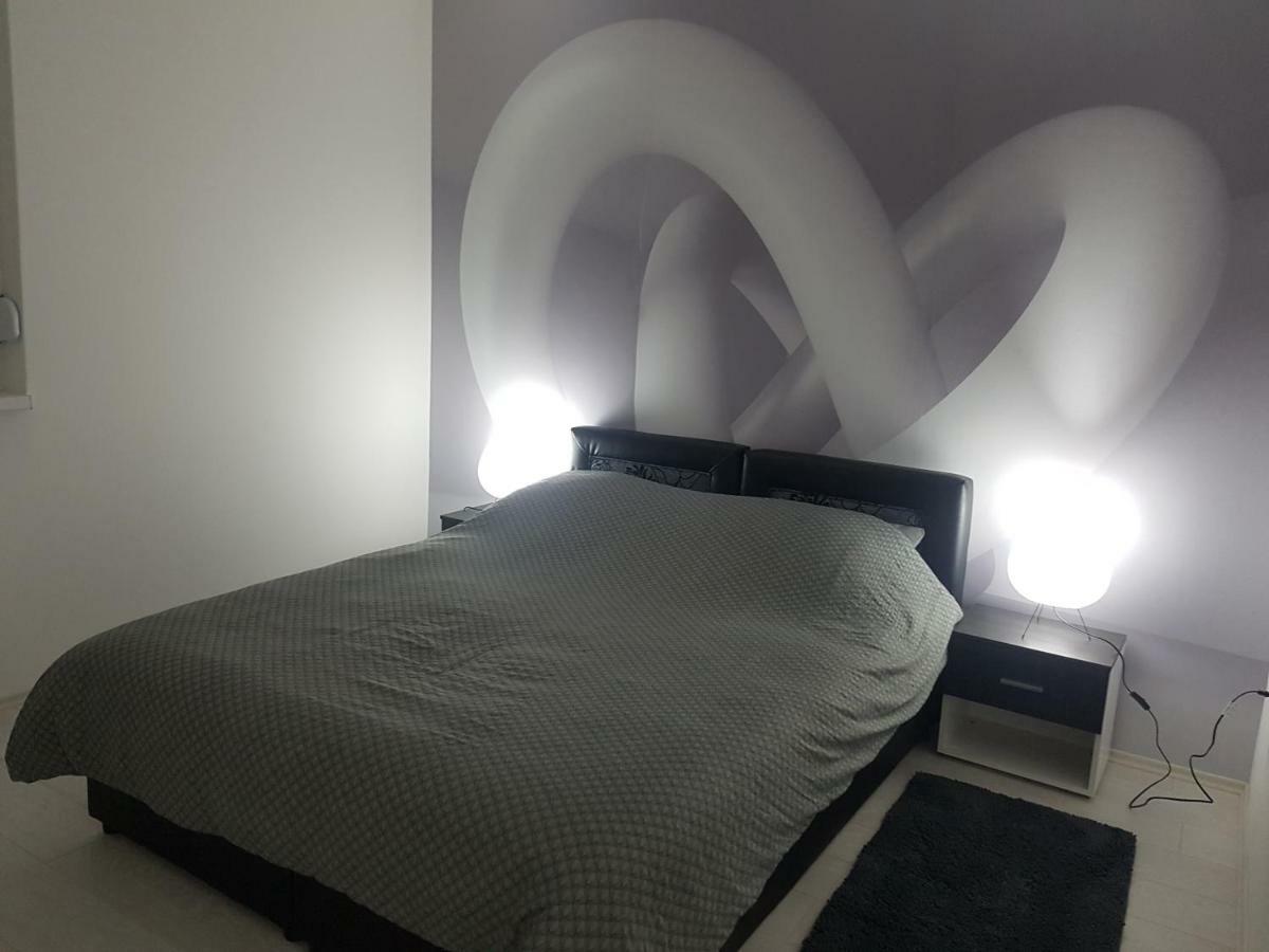 Best Apartments Paracin Luaran gambar